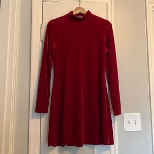La Belle Vintage Red Velvet Mock Neck Mini Dress